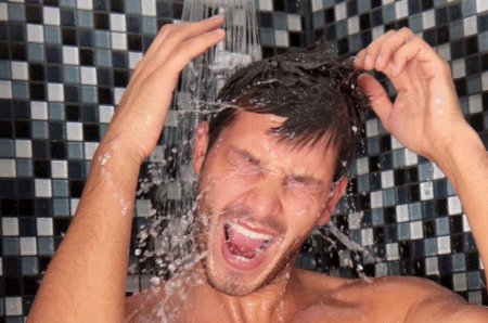 Учёные всего мира рассказали зачем принимать душ
