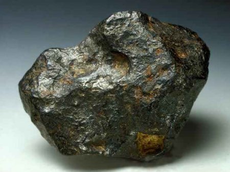 Метеорит, упавший в Челябинские, мог до столкновения с Землёй наткнуться на какой-то объект в космосе