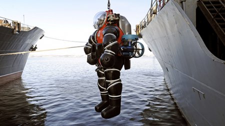«Военные моряки получили уникальные глубоководные скафандры» Армия и Флот