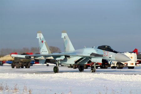 «Новые истребители Су-35С для ВВС России» Армия и Флот
