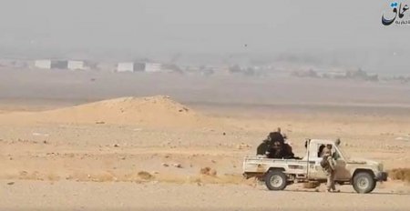 "Исламское государство" окружает базу Т-4 и ведет наступление на Кариатен - Военный Обозреватель