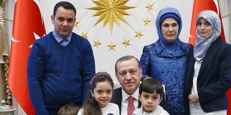 Эрдоган встретился с "Баной из Алеппо", писавшей об ужасах российских обстрелов