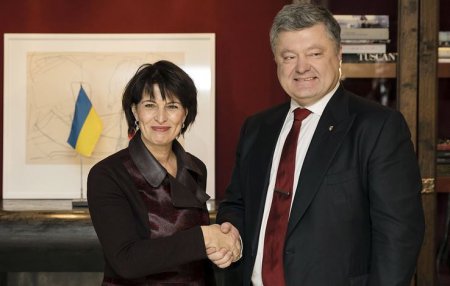 Между тем: Порошенко пообещал украинцам безвизовый режим со Швейцарией