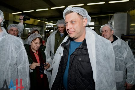 Глава ДНР после почти двух лет простоя торжественно запустил работу пивоваренного завода в Донецке