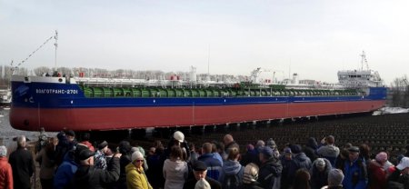 «Красное Сормово спустило на воду свой двадцать второй танкер проекта RST27» Судостроение и судоходство