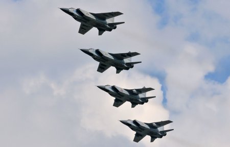 «Шесть истребителей-перехватчиков МиГ-31БСМ поступили на вооружение летчиков ЦВО » Армия и Флот