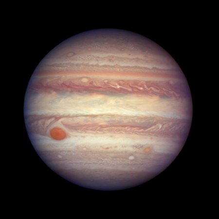 "Хаббл" снял Юпитер в оппозиции