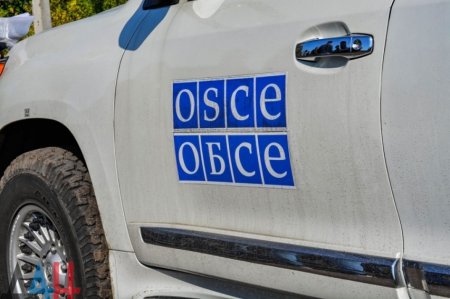В ЛНР на мине подорвался автомобиль ОБСЕ, есть жертвы среди сотрудников миссии