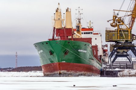 Судно «Андрей Осипов» — первопроходец: миссия по очистке Арктики началась