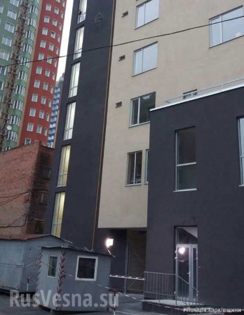 В Харькове обстреляли здание из гранатомета (ФОТО)