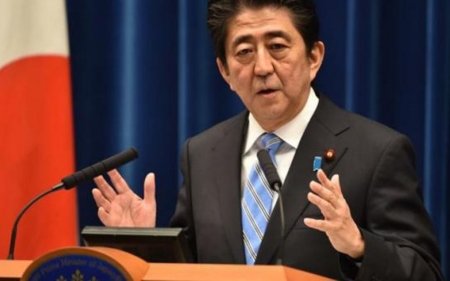 Япония пересмотрит конституцию под предлогом угрозы