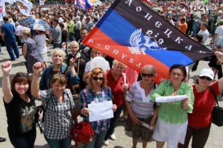 Комментарии жителей Донецка по поводу идеи создания государства Малороссия (видео)