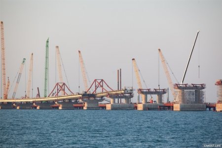 «Подъём железнодорожной арки Крымского моста» Фотофакты