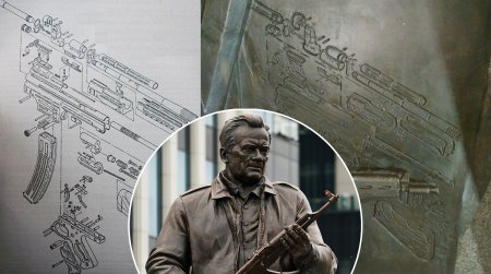 В Москве спилили фрагмент с чертежом немецкого автомата на памятнике Калашникову