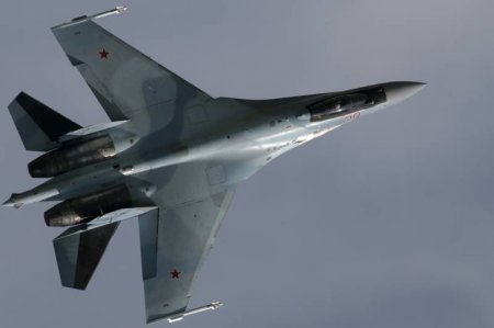 «Авиаполку ЗВО начата передача звена новейших истребителей Су-35» Армия и Флот