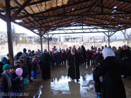 Свободный от банд райский уголок Сирии: слёзы, дети и «обнимашки» с российскими военными (+ВИДЕО, ФОТО)