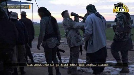 Сирийская армия отбила атаку исламистов в пр. Хама и продвигается к Абу ад-Духур от Ханашера