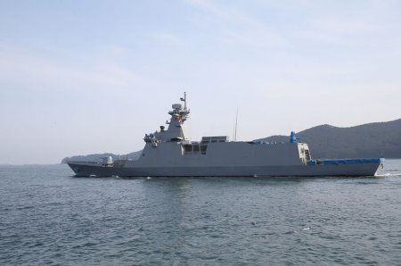 Новый южнокорейский фрегат