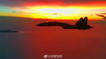 Первое видео китайского Су-35С