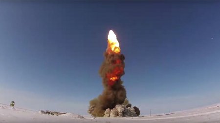 Второй испытательный пуск новой противоракеты ПРС-1М в Сары-Шагане