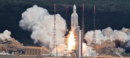 Эксперты рассказали, почему ракета Ariane 5 сбилась с курса