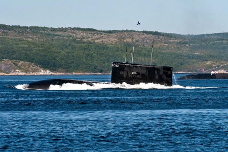Ученые США создали «шапку-невидимку» для подводных лодок