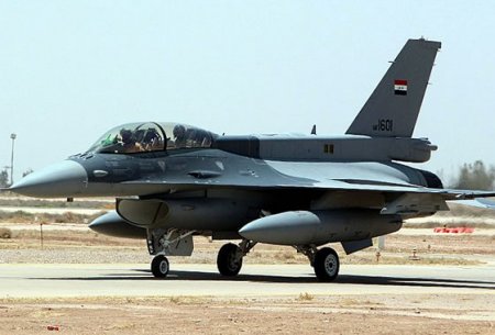 ВВС Ирака уничтожили штаб командования ИГ в Сирии