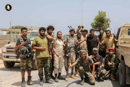 Ливийская армия освободила большую часть Дерна