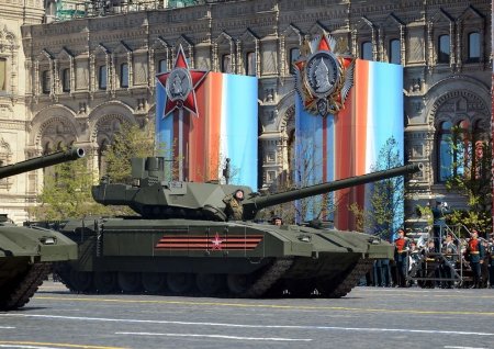 Почему танк Т-14 «Армата» ещё не принят на вооружение российской армии