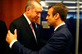 Трамп бросил Макрона на «растерзание» Эрдогану