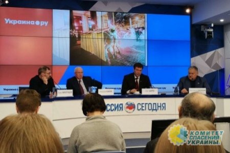 Азаров: Лидеры майдана планировали убийство Януковича