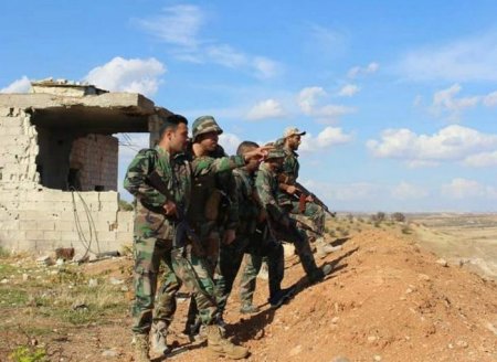 Сирийская армия нанесла удары по всей "идлибской зоне" в ответ на атаку боевиков в провинции Хама