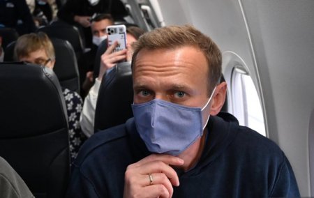 Навальный задержан после паспортного контроля!