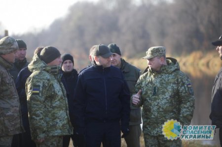 Украина усиливает границу с Белоруссией из-за кризиса с мигрантами
