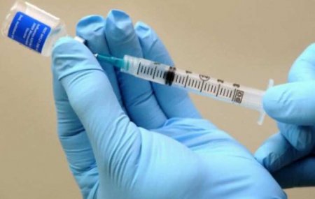 Россия регистрирует COVID-вакцину для подростков (ВИДЕО)