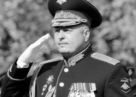 Жизни солдат берёг, а свою — нет: Пушилин выразил соболезнования родным генерала Кутузова