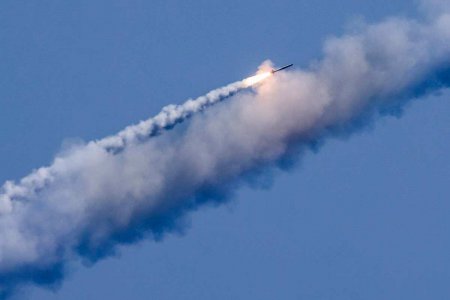 Кадры запуска крылатых ракет по объектам врага из акватории Чёрного моря (ВИДЕО)