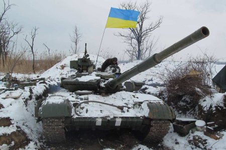 Генерал Мороз явился на фронт: донбасская степь замёрзла, Киев рвётся в бой