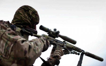 Наши бойцы уничтожили в ЛНР украинскую снайпершу (ВИДЕО)