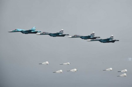 Армия России наносит массированные авиационные и огневые удары по всему фронту