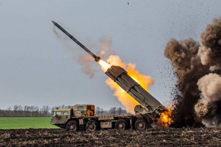 Армия России громит врага по всей линии фронта: поражены живая сила и военная техника в 137 районах