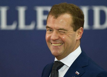 Совет НАТО-Украина перестанет существовать, потому что исчезнет одна из сторон, — Медведев