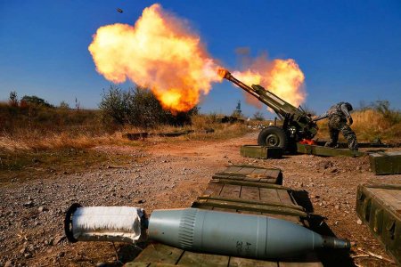Авиация и артиллерия Армии России отражают атаки ВСУ, уничтожают вражеские позиции и склады