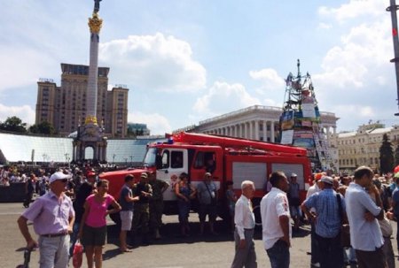В Киеве восстановлено движение почти на всех центральных улицах