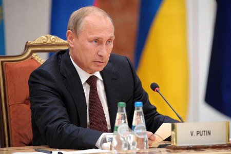 Владимир Путин рассказал о договорённости с Петром Порошенко об оказании гумпомощи востоку Украины