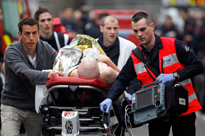 В Париже обстреляли редакцию журнала Charlie Hebdo, убито 12 человек
