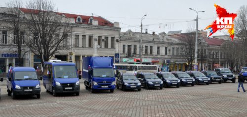 «Почта Крыма» получила 175 служебных автомобилей отечественного производста