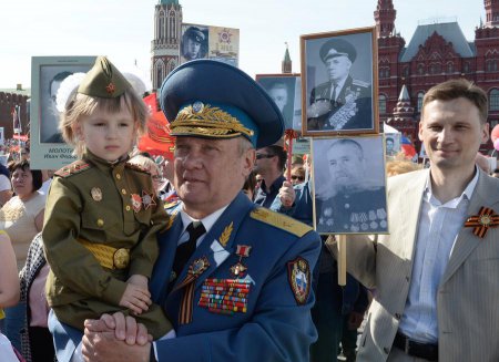 СМИ: Полякам стоит по примеру русских учить историю у своих ветеранов