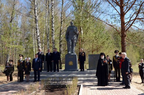 В Ржевском районе Тверской области открыт памятник Неизвестному солдату