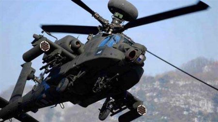 До 10 афганских военных погибли в результате удара американских вертолетов